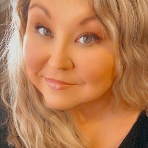 Meet your Posher, Brandi